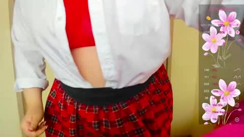 Natalia online show from April 21, 2026, 7:03 am