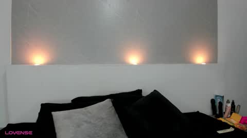 Jessica  online show from November 20, 2025, 8:52 pm