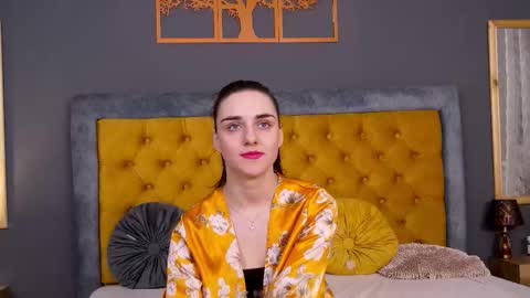 Jessica White online show from January 14, 2026, 5:13 am