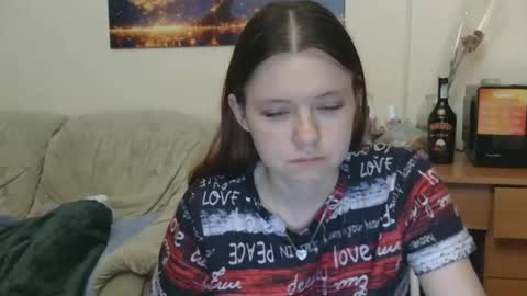 jessicaholland1 online show from May 18, 2026, 7:20 pm