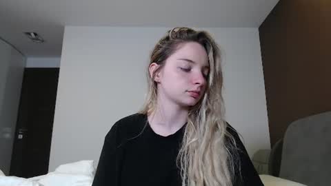 Snapshot of jessicahwinters chatting on June 12, 2026, 2:21 am Jessica online show from June 12, 2026, 2:21 am