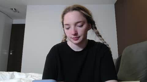 Snapshot of jessicahwinters chatting on June 13, 2026, 12:08 am Jessica online show from June 13, 2026, 12:08 am