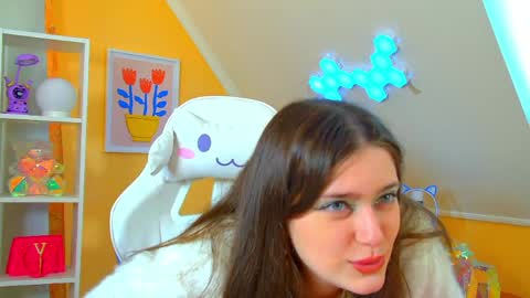 Jessica online show from April 21, 2026, 6:41 am