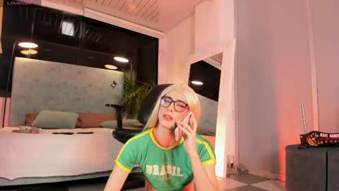 Snapshot of jessicameron chatting on June 30, 2026, 3:51 am JESSI AND NAOMI online show from June 30, 2026, 3:51 am