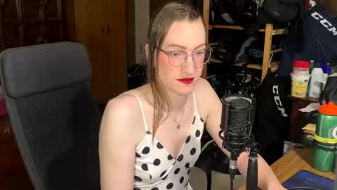 Snapshot of jessicastarla chatting on April 29, 2026, 10:16 pm Jessica Starla online show from April 29, 2026, 10:16 pm
