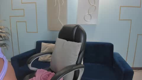 JESS online show from March 11, 2025, 1:23 pm