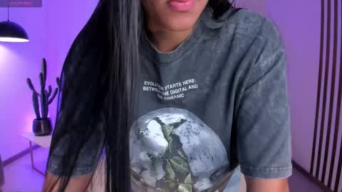 JESS online show from November 17, 2025, 9:37 am