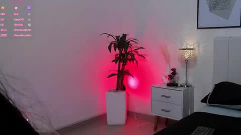 jessie_jarper online show from September 17, 2025, 12:07 pm