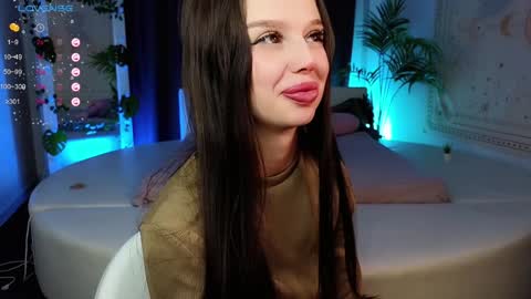 jessie_johns online show from December 9, 2024, 6:57 pm