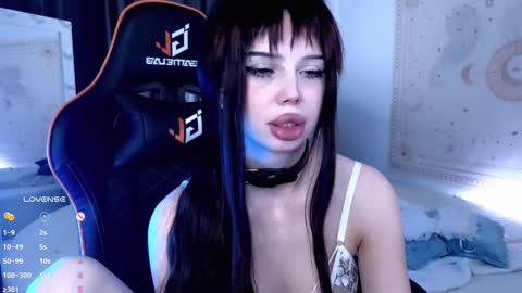 jessie_johns online show from September 10, 2025, 4:29 pm