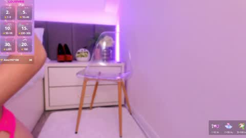Snapshot of jessie_pinkk chatting on April 9, 2026, 5:18 pm Jessie online show from April 9, 2026, 5:18 pm