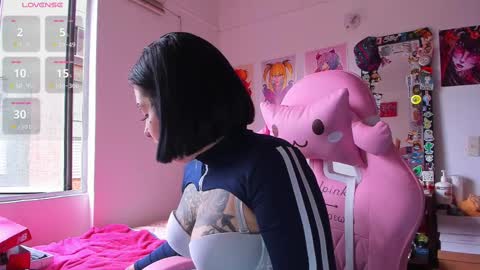 Your Sweet Angel online show from March 10, 2025, 7:40 pm