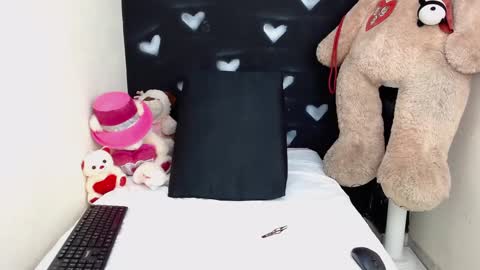 Jessie Big Boobs online show from February 12, 2025, 4:01 am