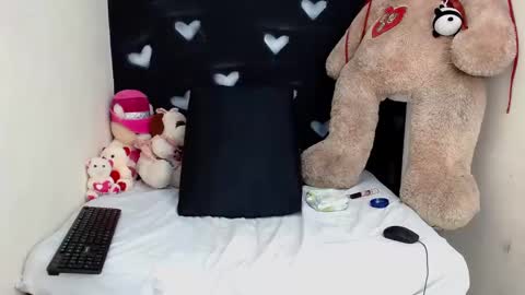 Jessie Big Boobs online show from February 19, 2025, 1:06 pm