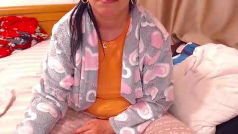 jessiestar3 online show from April 18, 2026, 3:54 am