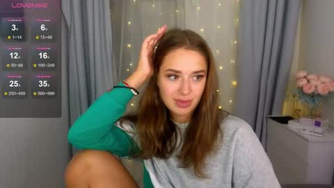 Jessi online show from March 4, 2025, 2:10 pm