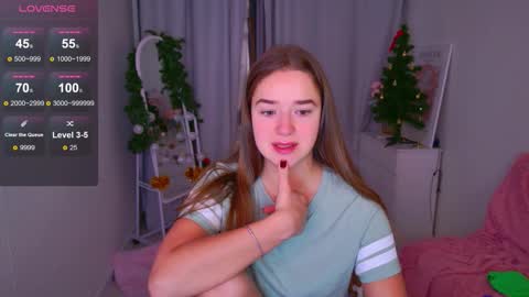 Jessi online show from December 22, 2025, 2:03 pm