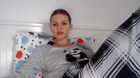 Snapshot of jessiexryan chatting on December 16, 2024, 6:32 am jessieryan online show from December 16, 2024, 6:32 am