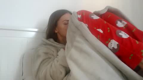 Snapshot of jessiexryan chatting on January 8, 2025, 11:43 am jessieryan online show from January 8, 2025, 11:43 am