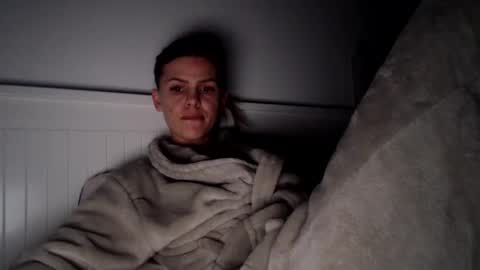 Snapshot of jessiexryan chatting on January 23, 2025, 5:24 am jessieryan online show from January 23, 2025, 5:24 am