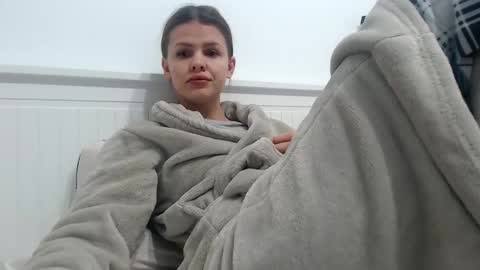 Snapshot of jessiexryan chatting on January 27, 2025, 5:14 am jessieryan online show from January 27, 2025, 5:14 am