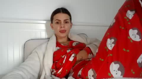 Snapshot of jessiexryan chatting on February 11, 2025, 2:35 pm jessieryan online show from February 11, 2025, 2:35 pm