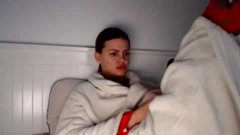 Snapshot of jessiexryan chatting on February 14, 2025, 5:51 am jessieryan online show from February 14, 2025, 5:51 am