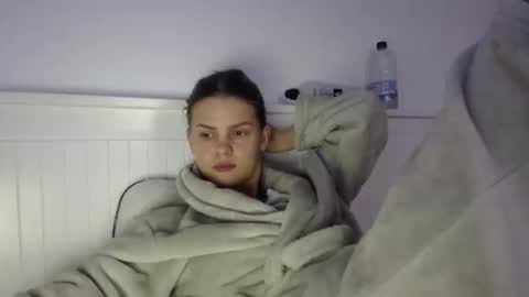 Snapshot of jessiexryan chatting on October 18, 2025, 5:21 am jessieryan online show from October 18, 2025, 5:21 am