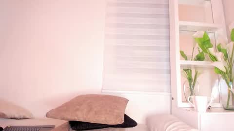 Jesica grey online show from January 13, 2026, 11:32 pm