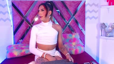 JESS online show from February 4, 2025, 4:26 am