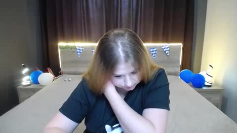 Jess online show from October 3, 2025, 7:05 am