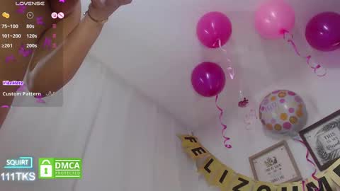 Snapshot of jessiwet chatting on January 17, 2025, 10:23 pm jessiwet online show from January 17, 2025, 10:23 pm