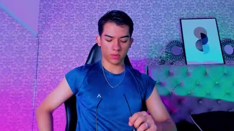 JESSY MATEUS online show from December 4, 2025, 11:52 am