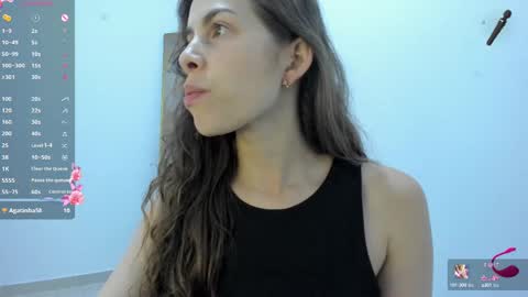 Snapshot of jessye_golden chatting on October 11, 2025, 12:21 am jessye_golden online show from October 11, 2025, 12:21 am