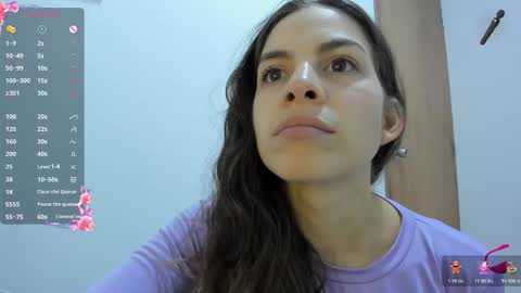 Snapshot of jessye_golden chatting on November 15, 2025, 12:52 am jessye_golden online show from November 15, 2025, 12:52 am