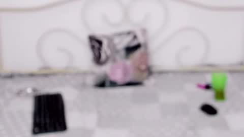 Jessy online show from January 22, 2025, 9:43 pm