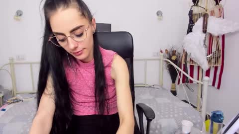 Jessy online show from February 2, 2025, 11:00 pm