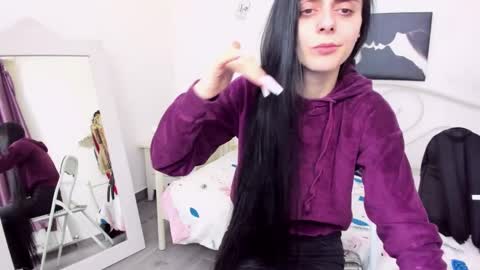 Jessy online show from March 4, 2025, 4:20 pm