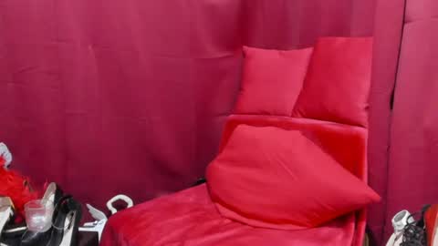 Jessy online show from March 17, 2026, 2:42 pm