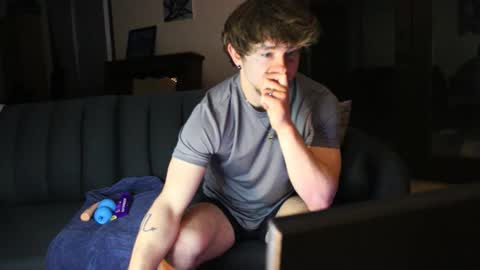 jessystrings online show from April 8, 2026, 7:30 am