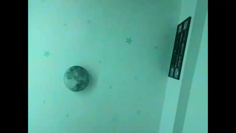 Jessy online show from November 13, 2025, 5:12 pm