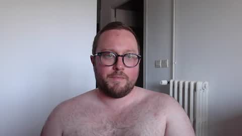 Snapshot of jeuneloup92 chatting on July 6, 2026, 4:09 pm jeuneloup92 online show from July 6, 2026, 4:09 pm
