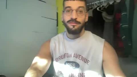 Snapshot of jeunemek00779042 chatting on March 27, 2026, 1:00 pm JEUNEMEK007 online show from March 27, 2026, 1:00 pm