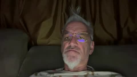 jewlronny online show from December 14, 2025, 6:12 pm