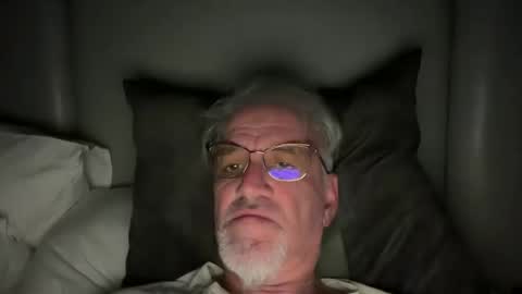 jewlronny online show from April 4, 2026, 10:40 pm