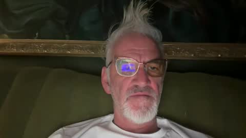 jewlronny online show from April 23, 2026, 7:16 pm