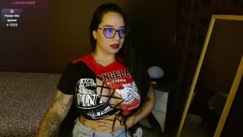 Snapshot of jey_love1 chatting on June 7, 2026, 5:11 am jey online show from June 7, 2026, 5:11 am