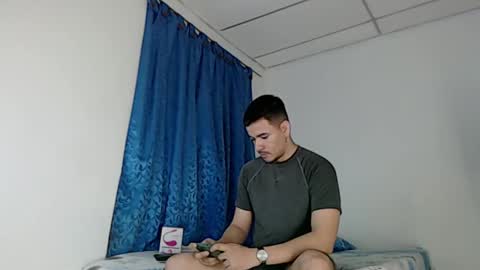 Juan David online show from February 18, 2025, 11:19 pm