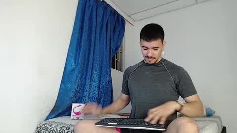 Juan David online show from October 14, 2025, 11:16 pm