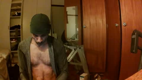 Snapshot of jglarsbel chatting on July 27, 2026, 9:05 am jglarsbel online show from July 27, 2026, 9:05 am
